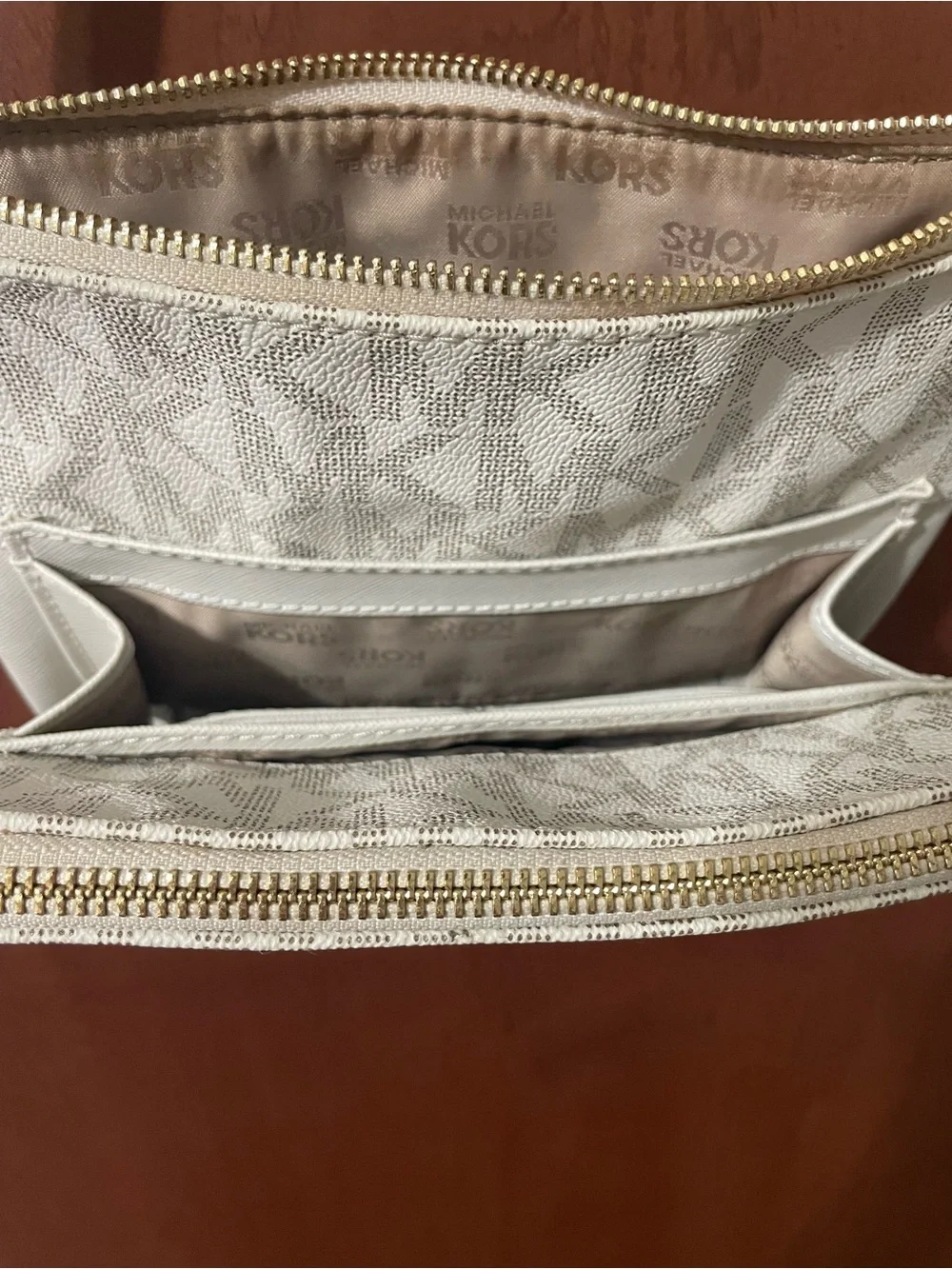 Michael Kors Cream Logo Crossbody Bag. New. Classy.